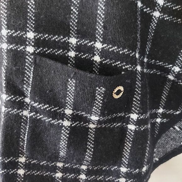 Massimo Dutti Black and White Plaid Poncho - Picture 3 of 6